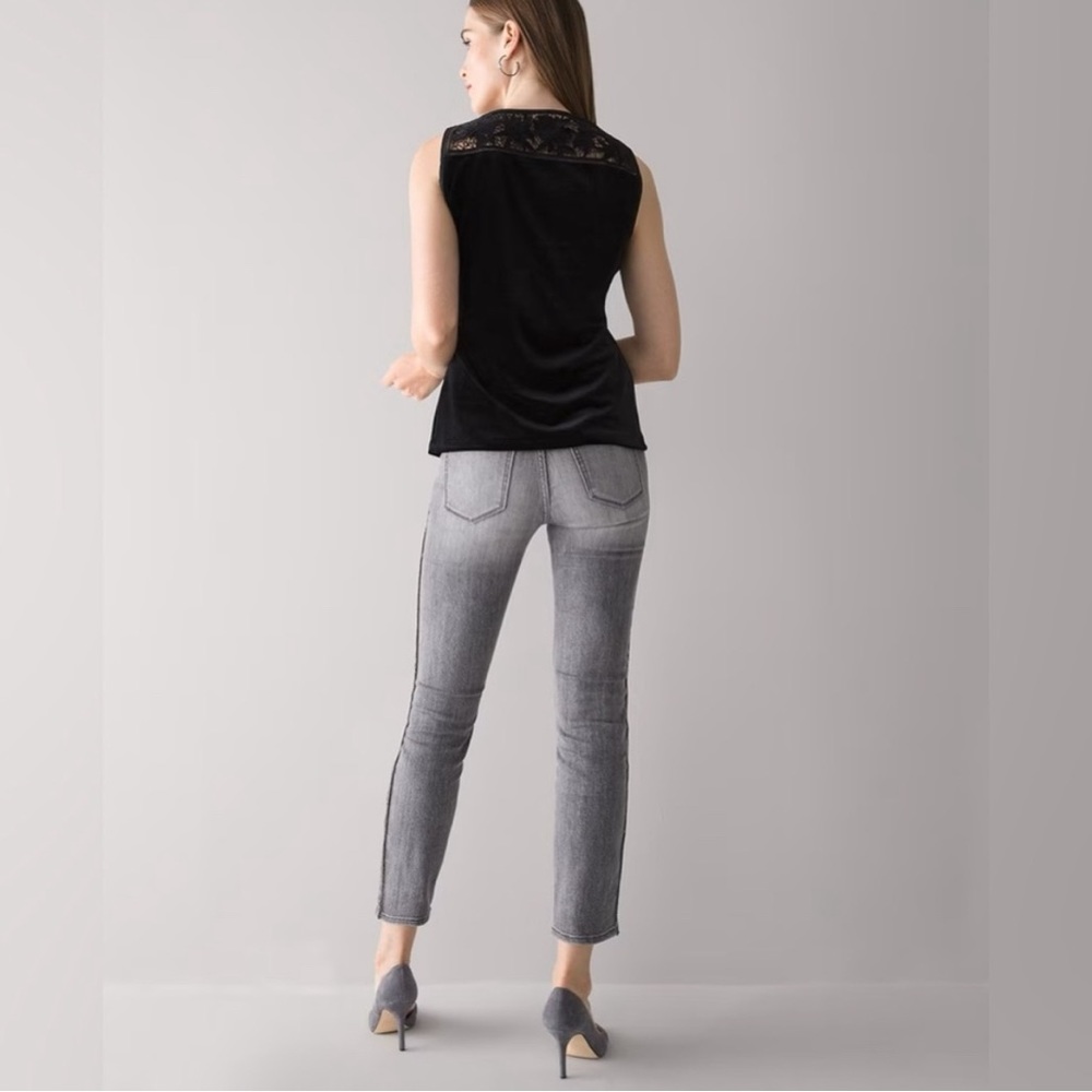 White House Black Market Black Velvet & Lace Top Sz XS New With Tags - Picture 4 of 7